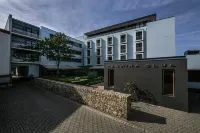 Reghina Blue Hotel Hotels near Malul Timisului