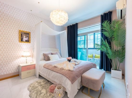 貓嚀網紅民宿（府學巷分店）