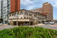 Ushaka Holiday Apartments Hotels in Bluff
