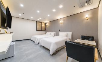 Changwon Masan Jamjari Hotel