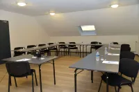 Logis Cris Hôtel et Restaurant, Lyon Sud-Est Hotels in Chaponnay