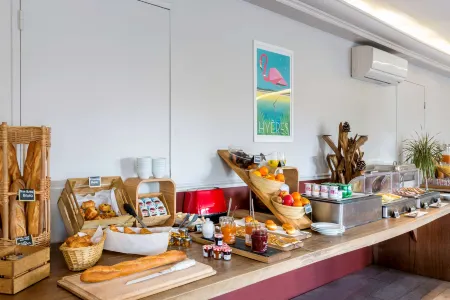 Best Western Plus Hyeres Cote Dazur Отели в г. Йер