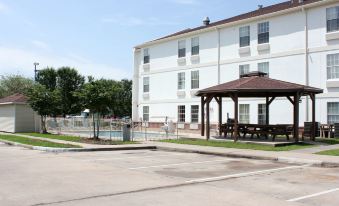 Motel 6 Rosenberg, TX
