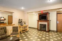 Quality Inn & Suites Marinette Hotels in Marinette