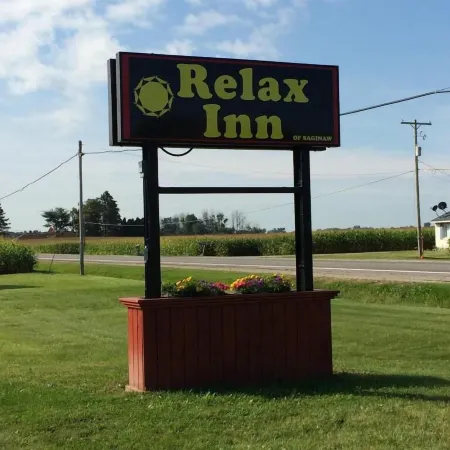 Relax Inn - Saginaw Отели в г. Бриджпорт чартер Тауншип