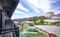 Nova Highlands Hotel - Bergblick
