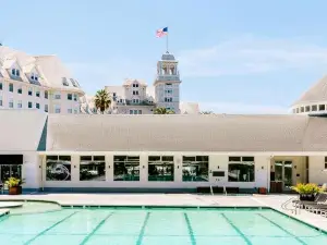 Khách sạn cao cấp Phổ Biến Tại Alameda County