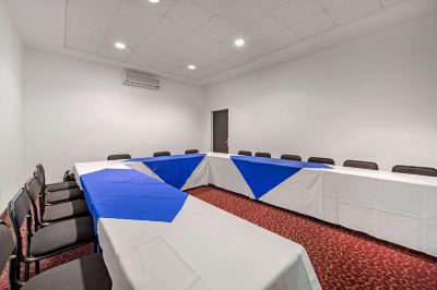 Meeting Rooms