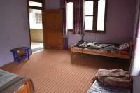 Mid Valley Guest House Hotel a Sialkot