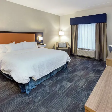 Hampton Inn & Suites West Morgantown University Towne Centre