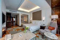 Radisson Blu Hotel Ajman Các khách sạn gần ROLLA iNSTITUTE