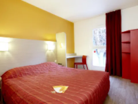 Premiere Classe Pau Est - Bizanos Hotels in Pyrenees-Atlantiques
