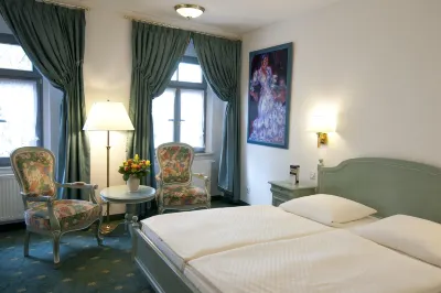 Hotel Garni Residenz am Markt Meißen Отели рядом с достопримечательностью «Meissen's Porcelain museum»