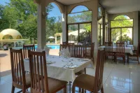 Victoria Falls Rainbow Hotel - breakfast