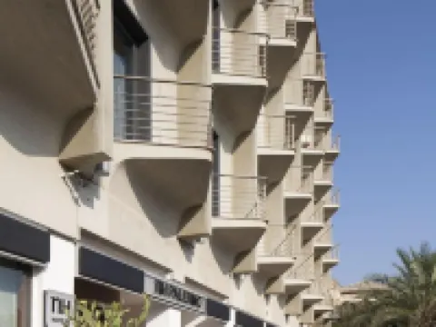 NH パレルモ パレルモのホテル