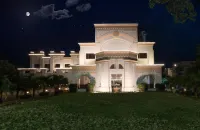 The Competent Palace Hotel