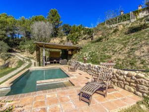 Catalunya Casas: Enchanting Villa Vrede on The Outskirts of Barcelona