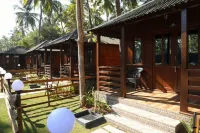Club Palolem Resort