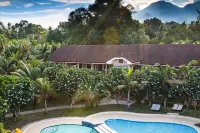Sierra Resort Hotels in Dauin