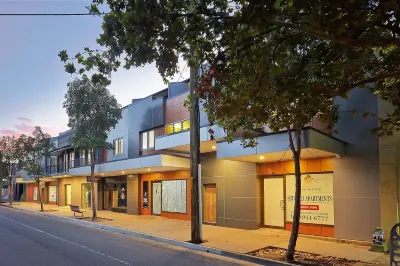 Crown on Darby Hotels in Cooks Hill