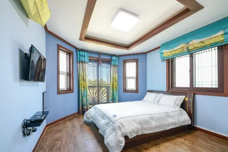 Samcheok Duelkkot Pension Отели рядом с достопримечательностью «Jangho Port»