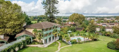 Logis Hôtels- Hôtel et Restaurant Domaine de Fompeyre Hotels in Lucmau
