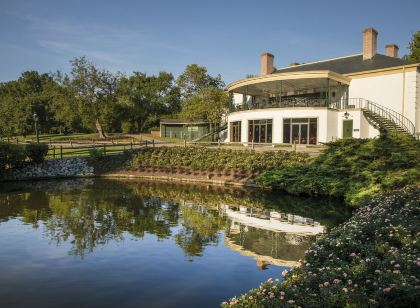 Williamsburg Lodge, Autograph Collection