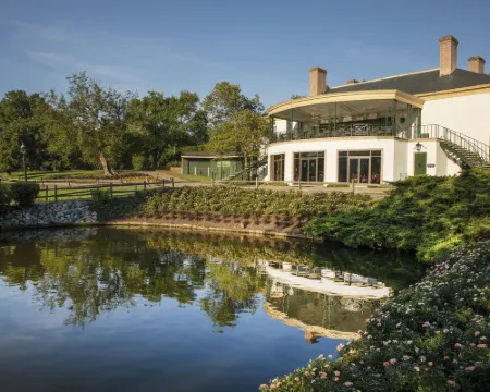 วิลเลียมส์เบิร์ก ลอดจ์ ออโตกราฟคอลเลกชั่น โรงแรมในวิลเลียมสเบิร์ก