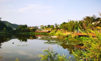 Fangdong Lanting Huaxiao Villa (Xin Hetang Avenue No.1)