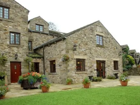 Pack Horse Inn - New Mills Отели в г. Берч Вейл