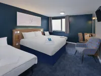 Travelodge Southampton Central Hotels near Westgate