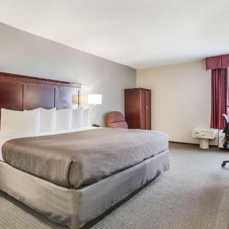 Clarion Inn and Suites Airport Hotels in Cascade