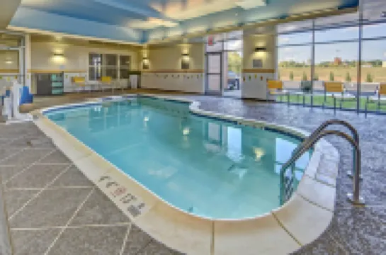 แฟร์ฟิลด์ อินน์แอนด์สวีทส์ บายแมริออท แจ็คสัน โรงแรมในแจ็กสัน