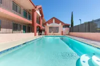 Days Inn by Wyndham Tucson Airport - Kolam Renang