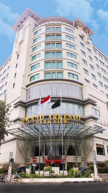 Grand Arkenso Park View Hotels in Central Semarang