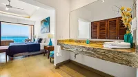 Marboka Hotel & Suites Hotels near Conchas Chinas Beach