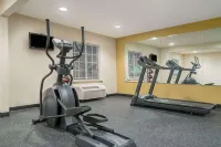 Days Inn & Suites by Wyndham Rochester Mayo Clinic South