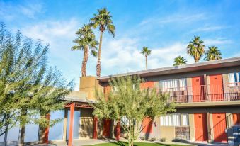 The Skylark, a Palm Springs Hotel