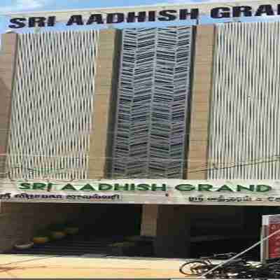 Sri Aadhish Grand Hotel Exterior