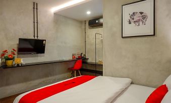 RedDoorz Plus Near Kawasan Sam Poo Kong Semarang