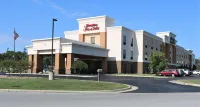 Hampton Inn & Suites Fremont - 2-Star