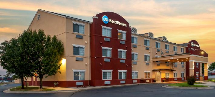 Best Western Governors Inn  Suites Hotels in Wichita