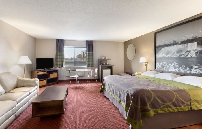 Super 8 by Wyndham Niagara Falls NY
