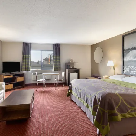 Super 8 by Wyndham Niagara Falls NY