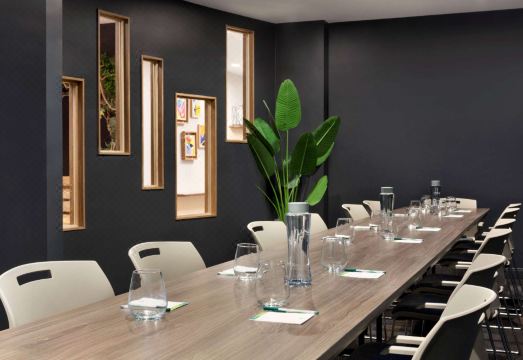 윙게이트 루프탑 전경