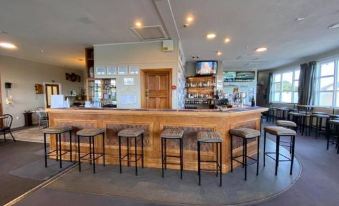 Hokitika Pioneer Hotel