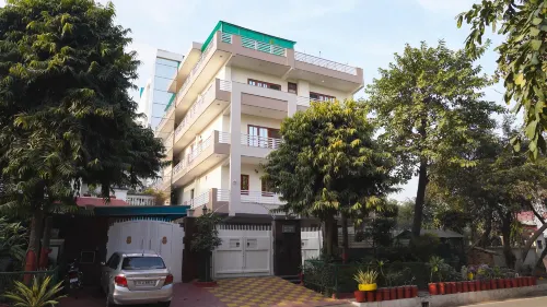 KalpTaru Residency by Grb فنادق في غريتر نويدا