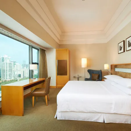 Four Points by Sheraton Shenzhen Отели рядом с достопримечательностью «Район Футянь»