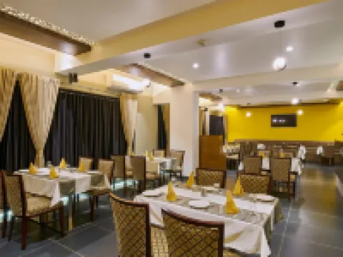 Hotel 3 Leaves Hotels in Kolhapur