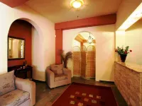 Hotel Milton Hotels in Roda